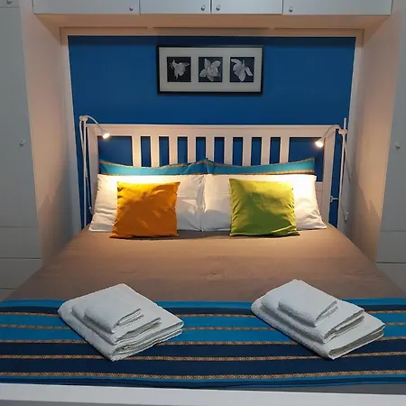 بيت ضيافة New Little House نابولي